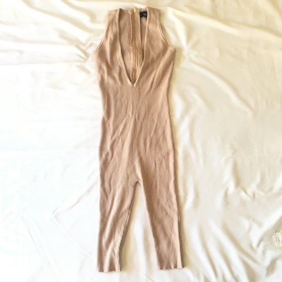 NWOT AKIRA Beige Sleeveless Jumpsuit Women Small - Picture 4 of 8